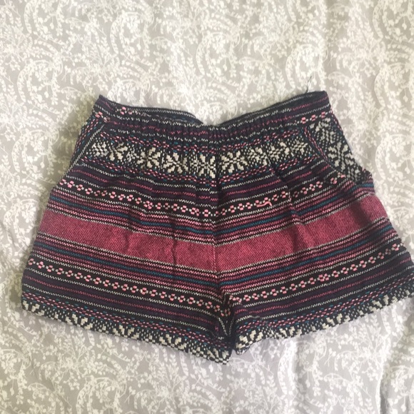 🌟BOGO🌟Boho woven shorts - Picture 3 of 3